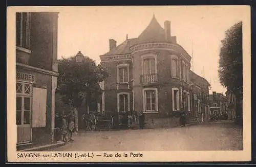 AK Savigné-sur-Lathan, Rue de la Poste