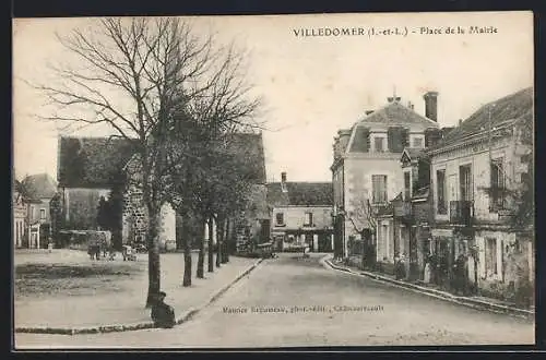 AK Villedomer, Place de la Mairie