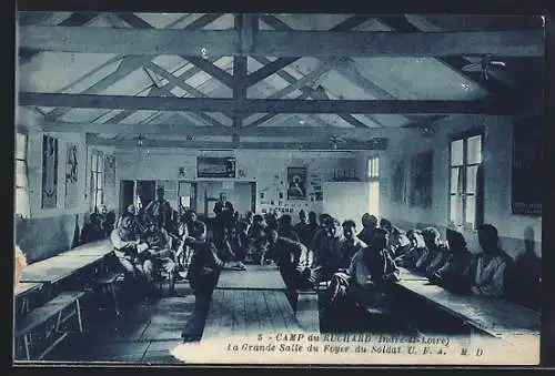 AK Camp du Ruchard /I.-et-L., La Grande Salle du Foyer du Soldat