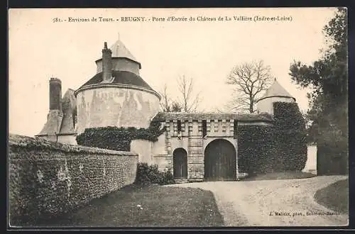 AK Reugny /I.-et-L., Porte d`Entrée du Chateau de La Vallière