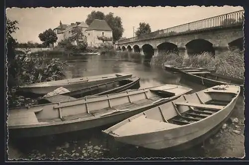 AK Pont-de-Ruan /I.-et-L., Barques de peche sur l`Indre