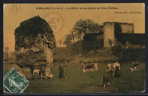 AK Semblancay /I.-et-L., Le Menhir et les Ruines du Vieux Chateau