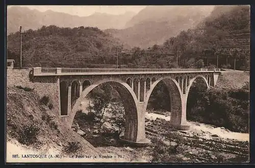 AK Lantosque /A.-M., Le Pont sur la Vésubie