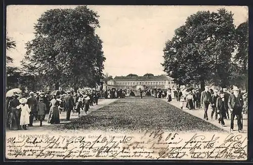 AK Hannover, Herrenhausen, Partie mit dem Schloss