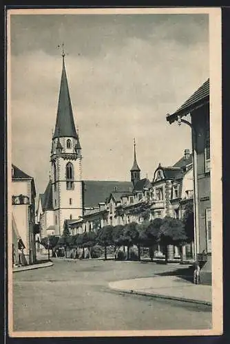 AK Emmendingen /Baden, Strassenpartie mit Kirche