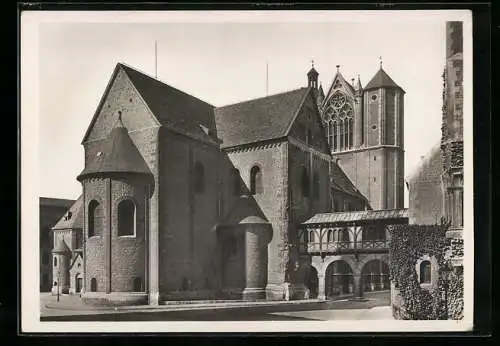 Foto-AK Deutscher Kunstverlag, Nr. Bg 1: Braunschweig, Dom von Nordost