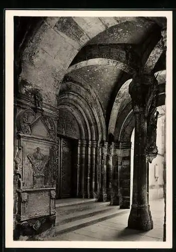 Foto-AK Deutscher Kunstverlag, Nr. 5: Schwäbisch Hall, Stadtkirche S. Michael, Untergeschoss des roman. Westturms