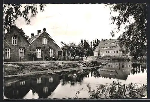 AK Emden, Jugendherberge, vom Wasser gesehen