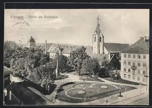 AK Villingen / Baden, Strassenpartie am Bickentor mit Kirche