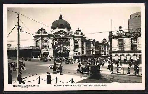 AK Melbourne, Flinders Street Railway Station