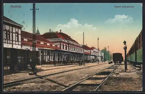 AK Szolnok, Vasuti palyaudvar, Bahnhof