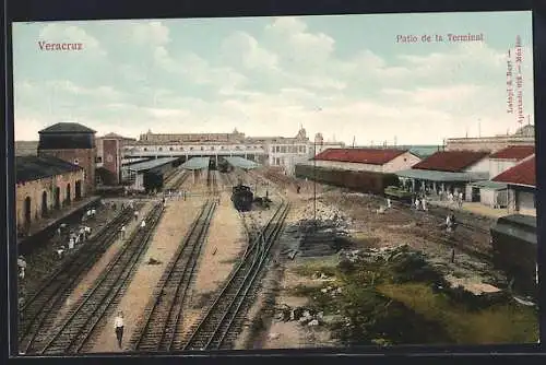 AK Veracruz, Patio de la Terminal