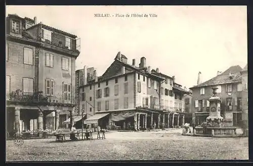 AK Millau, Place de l`Hotel de Ville