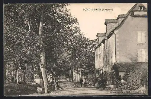 AK Pont-les-Bains /Aveyron, Ortspartie mit Anwohnern