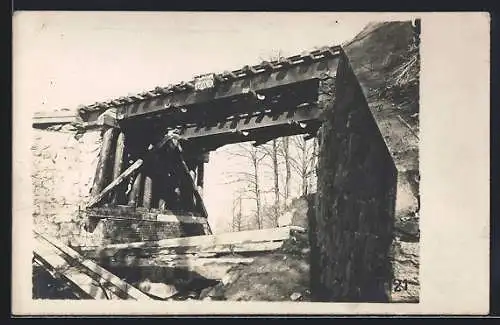 Foto-AK Cuprija, Holzbrücke mit Schild Bundesjoch R.E.B.K. 31