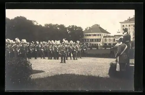 AK König Ludwig III. hält eine Ansprache