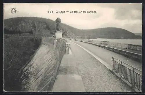 AK Gileppe, Le tablier du barrage