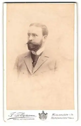 Fotografie F. Tellgmann, Mühlhausen i/Th., Porträt eines Herren mit Brille und Bart