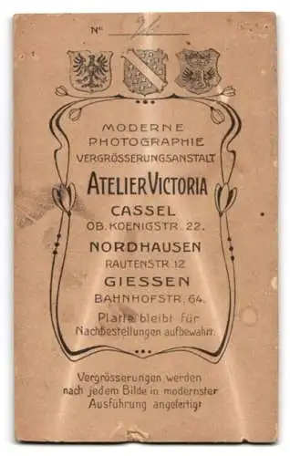 Fotografie Atelier Victoria, Weissenfels, Friedrichstr. 8, Zwei Herren im Anzug