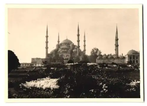 27 Fotografien unbekannter Fotograf, Konstantinopel / Istanbul, Türkei, Stadtansichten mit Strassen, Moscheen u.a.