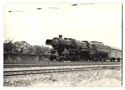 33 Fotografien Ansicht Dresden, Eisenbahn Deutsche Reichsbahn DDR, Bahnhof & verschiedene Lokomotiven, Dampflok u.a.