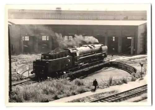 27 Fotografien Ansicht Dresden, Deutsche Reichsbahn DDR, Eisenbahn, Bahnhof, Lokschuppen, Lokomotiven, Dampflok u.a.