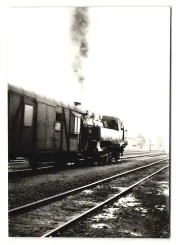 27 Fotografien Ansicht Dresden, Deutsche Reichsbahn DDR, Eisenbahn, Bahnhof, Lokschuppen, Lokomotiven, Dampflok u.a.