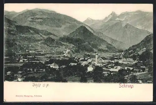 AK Schruns, Blick über die Ortschaft auf das Hochgebirge