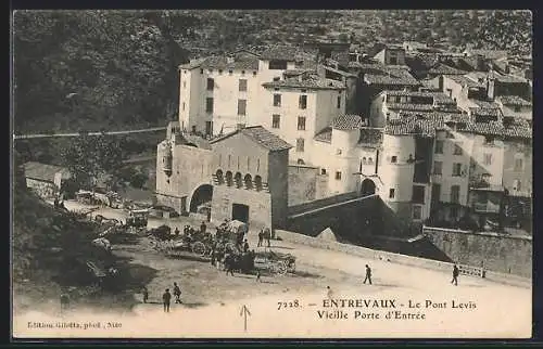 AK Entrevaux, Le Pont Levis, Vieille Porte d`Entrée