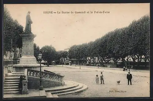 AK Digne, La Statue de Gassendi et le Pré-de-Foire