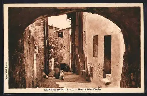 AK Digne-les-Bains /B.-A., Montée Saint-Charles