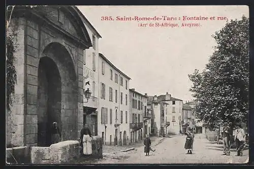 AK Saint-Rome-de-Taru /Aveyron, Arrt de St-Affrique, Fontaine et rue