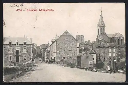 AK Laissac /Aveyron, Une rue, Strassenpartie