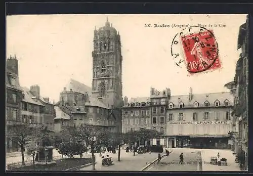 AK Rodez /Aveyron, Place de la Cité