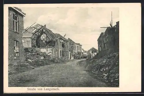 AK Langemark, Partie in zerbombter Strasse