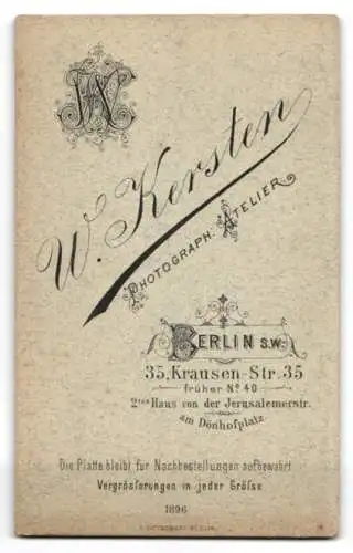 Fotografie Wilhelm Kersten, Berlin, Krausen-Strasse 35, Elegantes Paar im Porträt