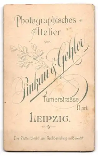 Fotografie Pinkau & Gehler, Leipzig, Turnerstrasse 11, Porträt einer Dame mit filigranem Schmuck