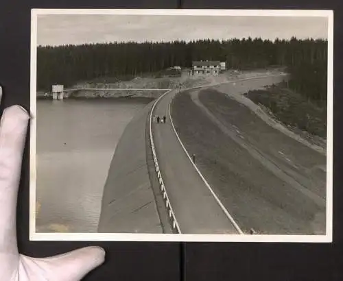 13 Fotografien Dietrich Wild, Idar-Oberstein, Ansicht Idar-Oberstein, Eröffnung Steinbachtalsperre mit Bürgermeister