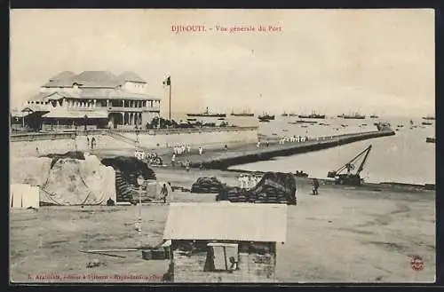 AK Djibouti, Vue générale du Port, Hafen mit Gouverneurspalast