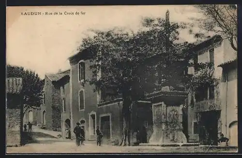 AK Laudun, Rue de la Croix de fer