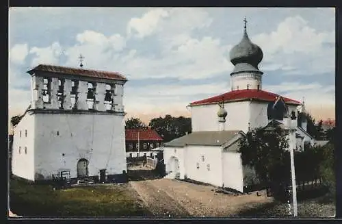 AK Pskow, Paromenskaja-Uspenskaja-Kirche mit Glockenturm