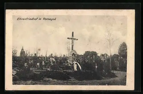 AK Romagné, Soldaten auf dem Ehrenfriedhof