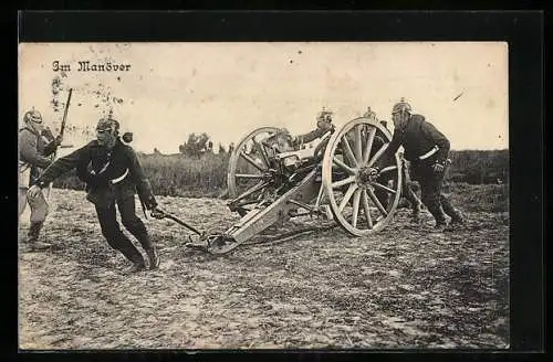 AK Artilleristen in Uniform im Manöver