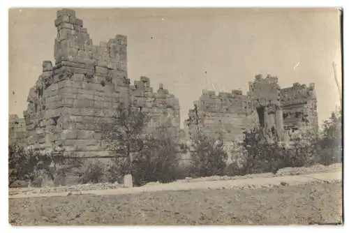 10 Fotografien 1.WK, Ansicht Baalbek / Libanon, antike Ruinen und Deutsche Soldaten