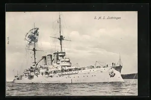 AK Kriegsschiff S. M. S. Lothringen in Küstennähe