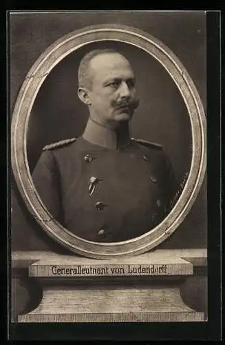 AK Generalleutnant Erich von Ludendorff, Rundportrait in Uniform