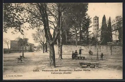 AK Uzès, Promenade des Maaronniers, Pavillon Racine, Cathédrale