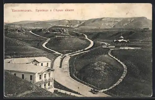 AK Kislowodsk, Serpentinenstrasse und Pavillon in hügeliger Landschaft