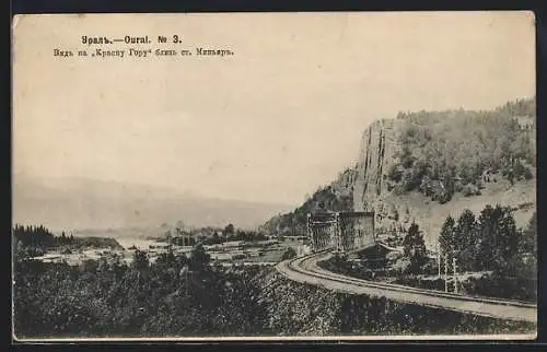 AK Minjar /Ural, Blick auf Krasnaja Gora mit Eisebahnbrücke