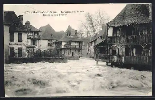 AK Salies-de-Bearn, La Cascade du Saleys dans la saison d`hiver